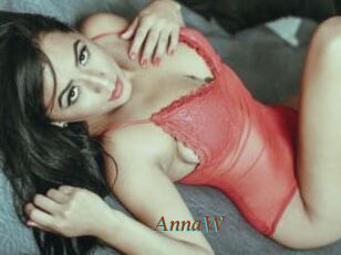 AnnaW