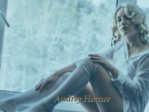 Audrey_Hornee