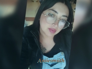 Aniiesmiith