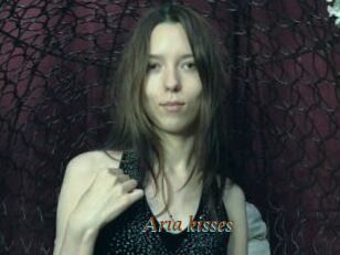 Aria_kisses