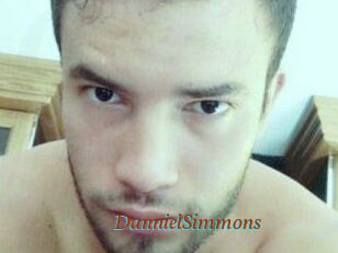 Danniel_Simmons