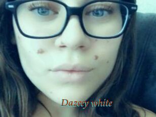 Dazeey_white