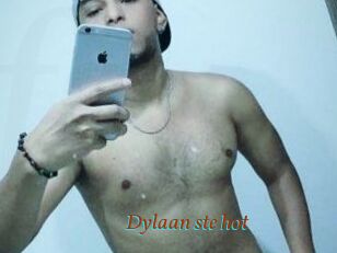 Dylaan_ste_hot