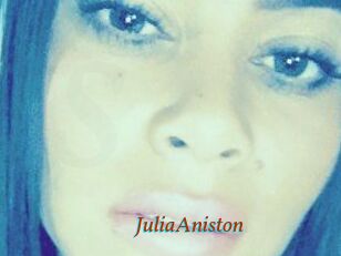 Julia_Aniston