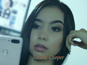 Juliieta_Cooper
