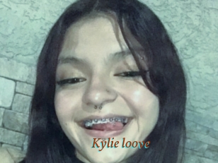Kylie_loove