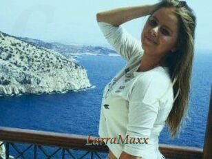 LarraMaxx