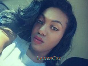 Lauren_Cox