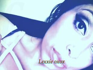 Lexxie_oxox
