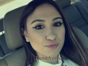 Luna_Avena
