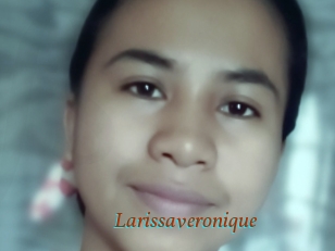 Larissaveronique