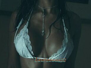 Lauraaaaa22