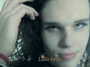 Lillie_byra