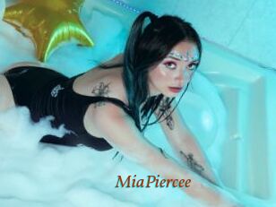 MiaPiercee