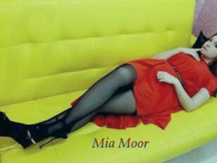 Mia_Moor