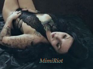 Mimi_Riot