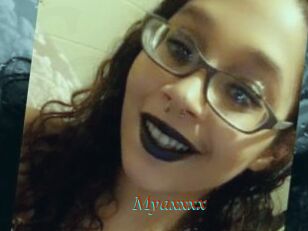 Myaxxxx