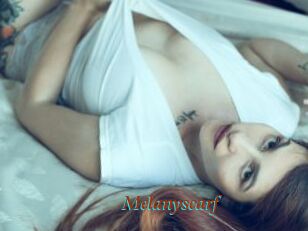 Melanyscarf