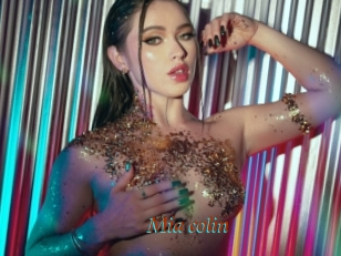 Mia_colin