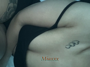 Miaxxx