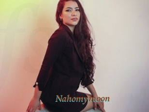 Nahomymoon