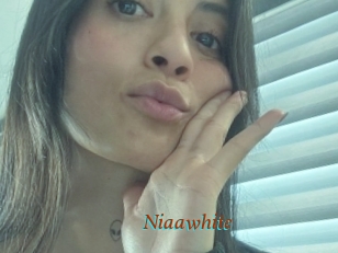 Niaawhite