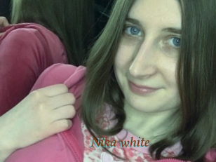Nika_white