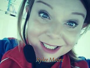 Rylee_Moore