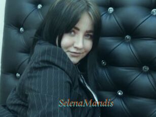 SelenaMandis