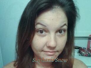 Stephanie_Snow