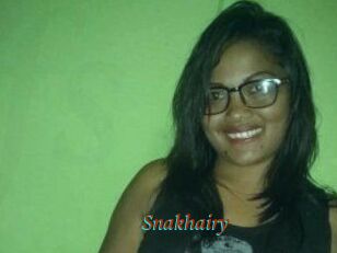 Snakhairy
