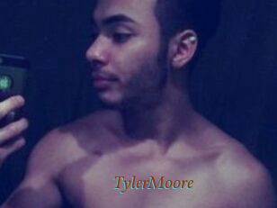 Tyler_Moore