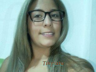 Tiny_sara