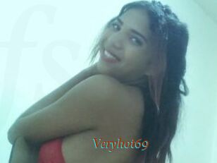 Veryhot69